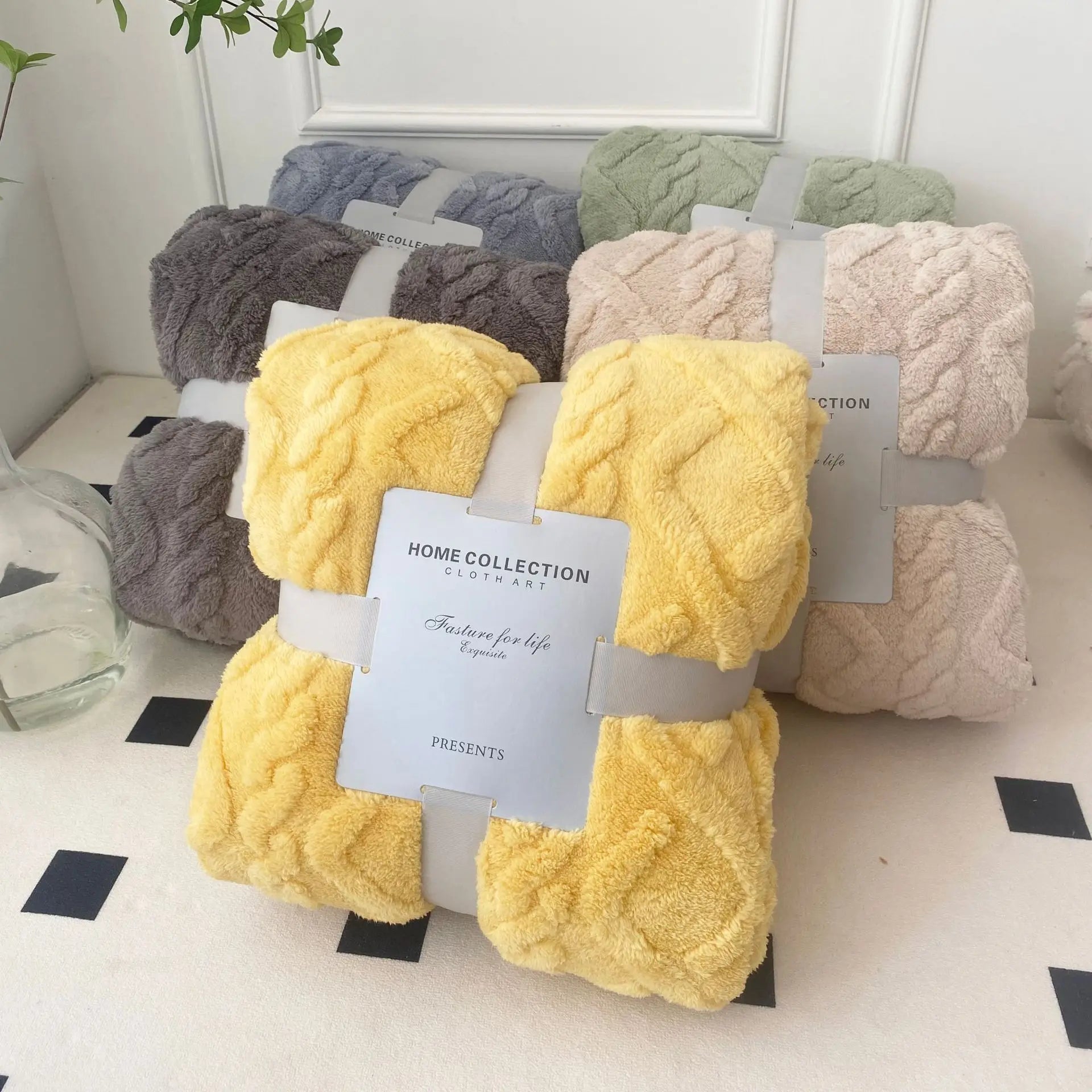 New Winter Sherpa Throw Blanket