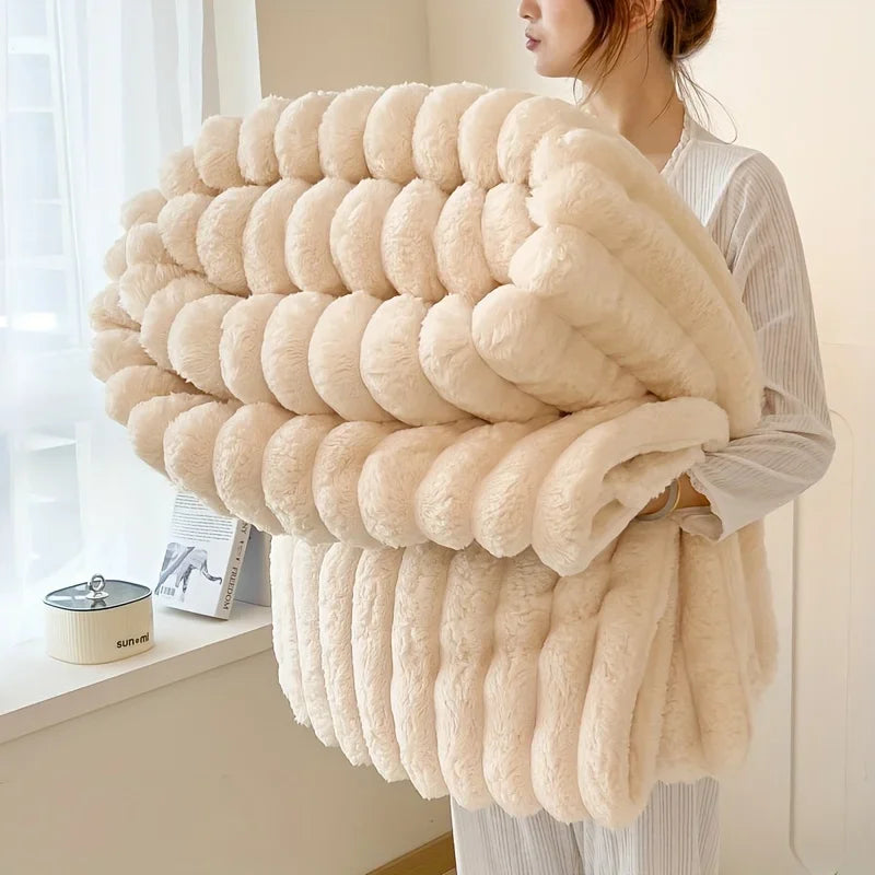 Luxurious Faux Rabbit Fur Throw Blanket Soft,Warm&Cozy for Couch,Bed,Office,Travel Versatile All-Season Gift,Christmas Present
