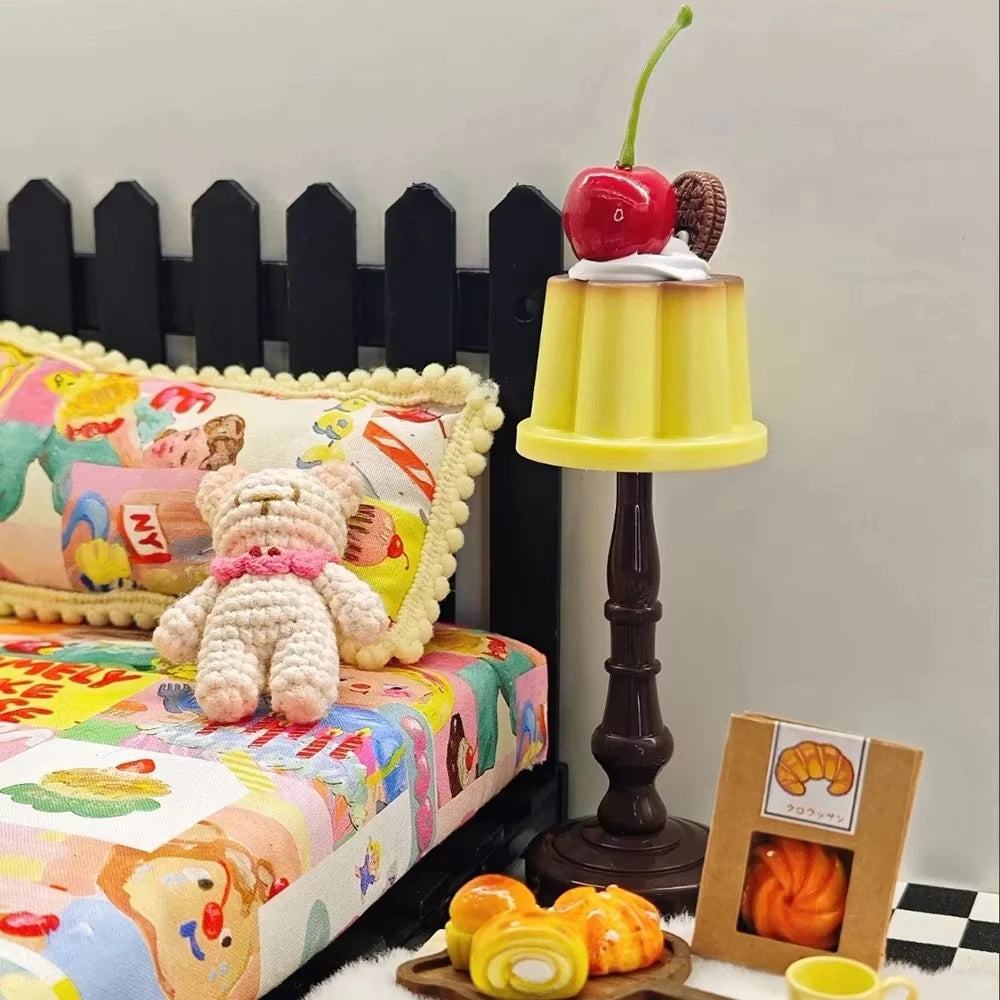 Kawaii Pudding Night Light LED Desk Lamp Battery Powered Desk Bedside Bedroom Bar Room Decor Atmosphere Sleeping Light kid Gifts