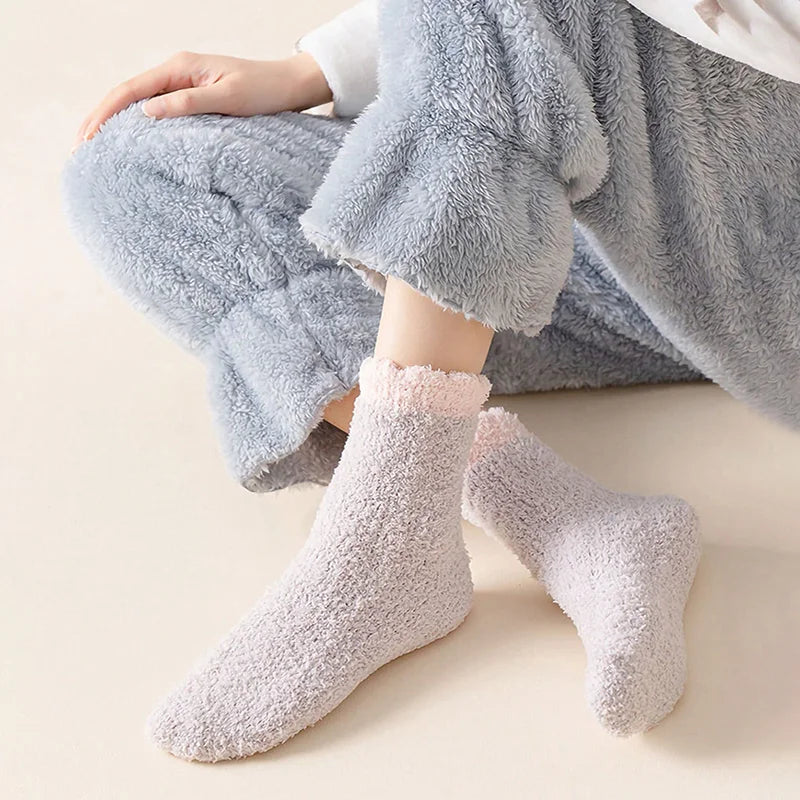 Women’s Winter Fuzzy Thermal Socks