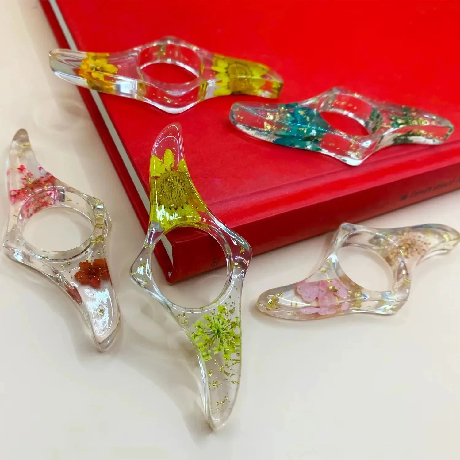 Finger Ring Resin Bookmark