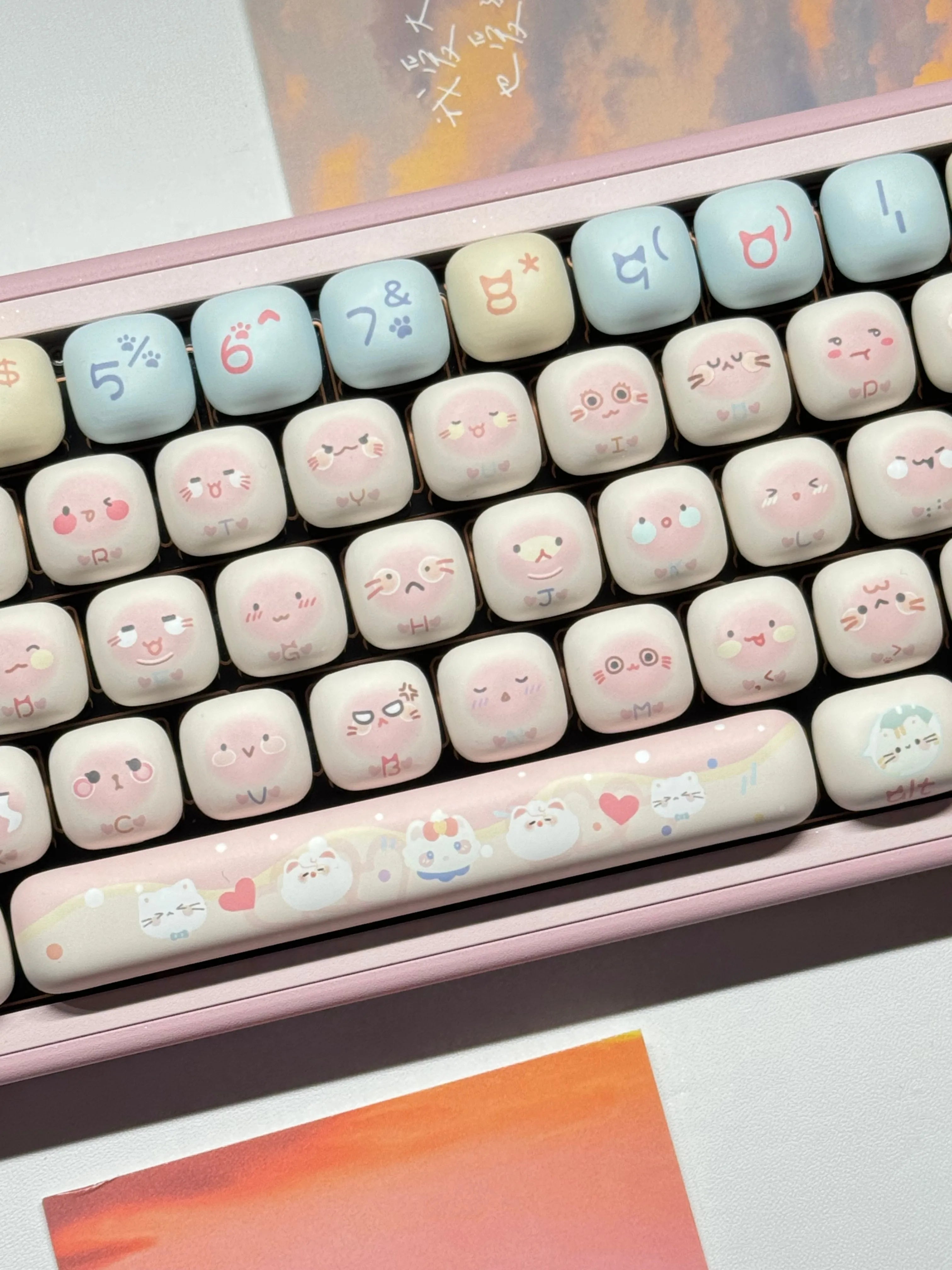 140 Keys Cute Keycaps Cat MOG Keycaps PBT Pink Keys Gift for Girl Cute New Square Thermal Sublimation Mechanical Keyboard 6.25U