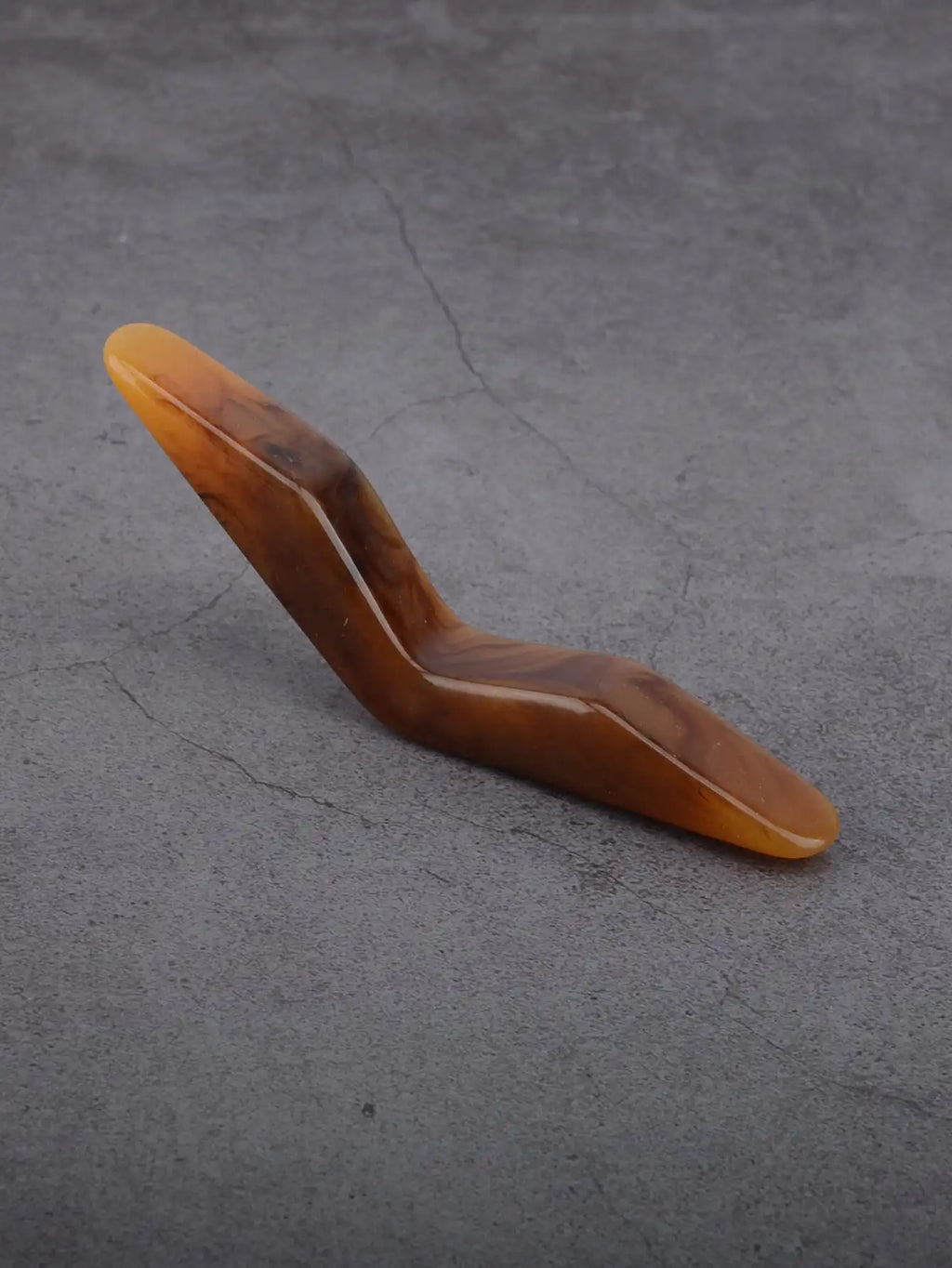 Arc Resin Thumb Bookmark for One-Hand Reading