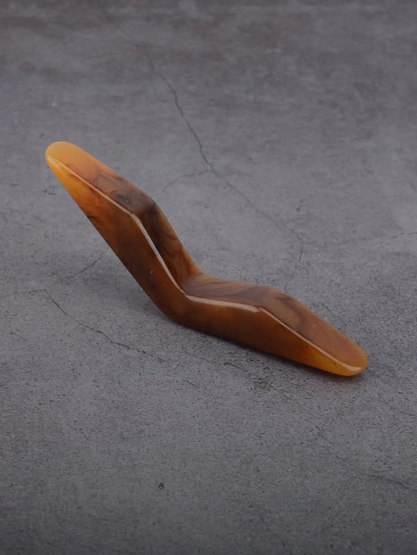 Arc Resin Thumb Bookmark for One-Hand Reading
